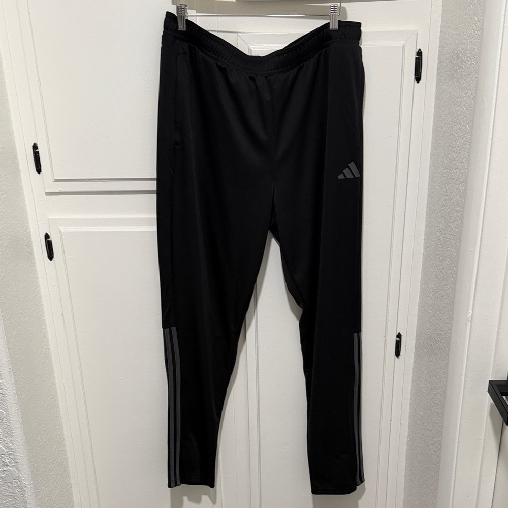 Adidas Mens Black trackpants with Gray Accents